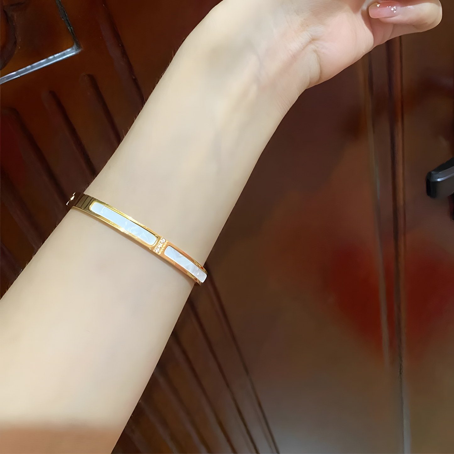 Mother of Pearl Gold Bracelet