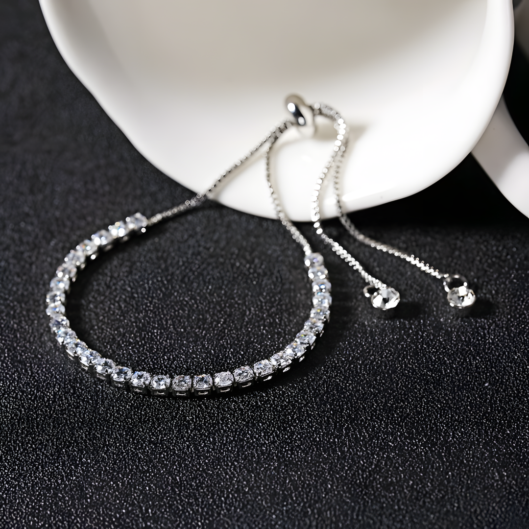 Diamond Glow Chain Bracelet