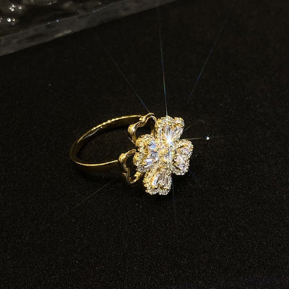 4 Heart Rotating Ring