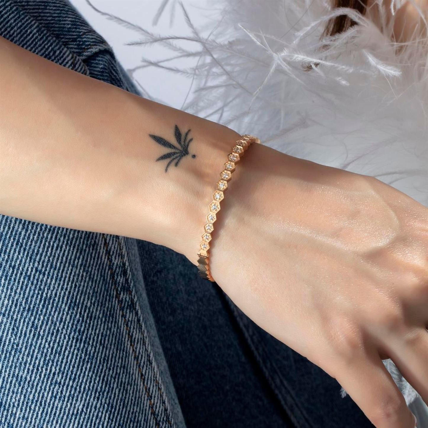 Beehive Geometric Rose Gold Bangle