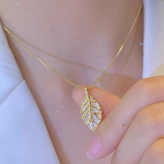 Nature-Inspired Leaf Necklace