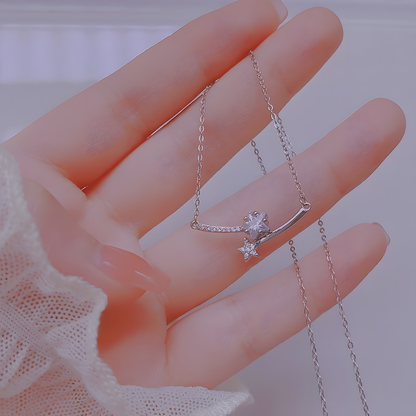 Smiling Meteor Star Necklace