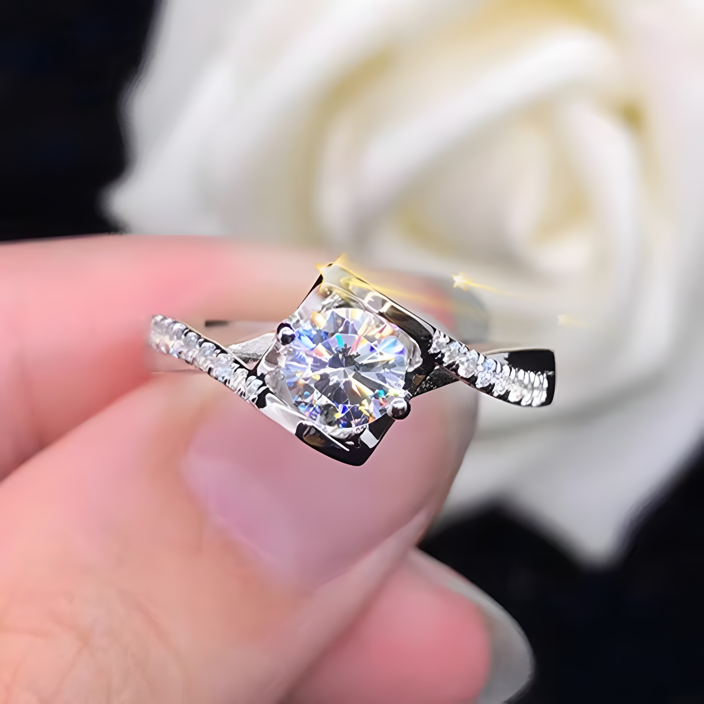 Luxe Radiance Solitaire Ring