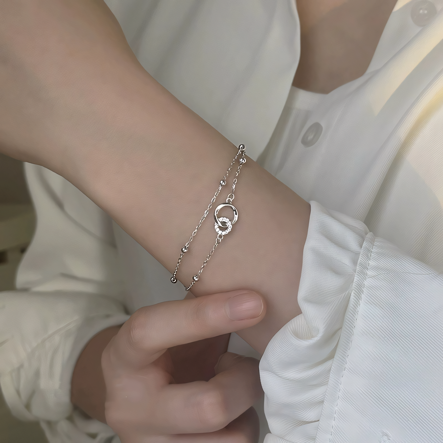 Linked Circle charm Bracelet