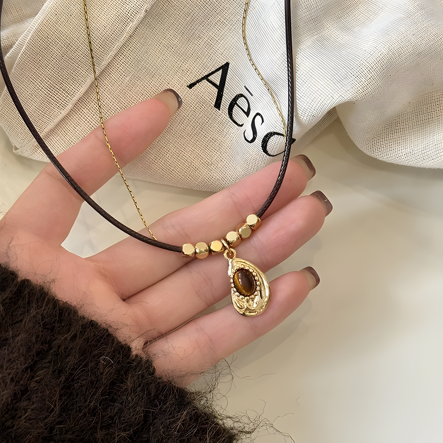 Textured Oval Pendant Layered Necklace