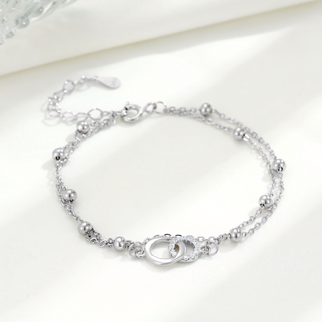 Linked Circle charm Bracelet