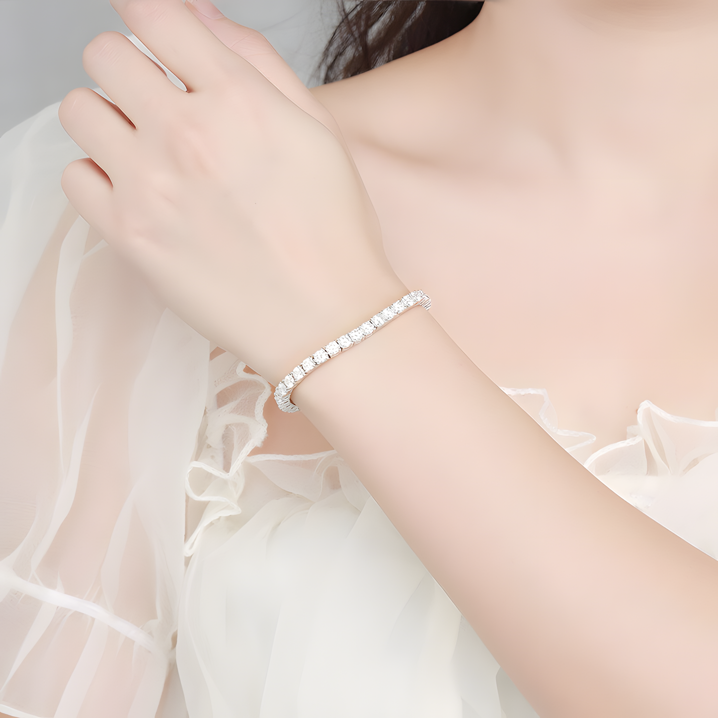 Diamond Glow Chain Bracelet