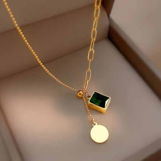 Elegant Cyber Celebrity Necklace