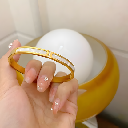 Mother of Pearl Gold Bracelet