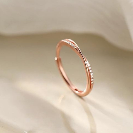 Line Cross Rose Ring