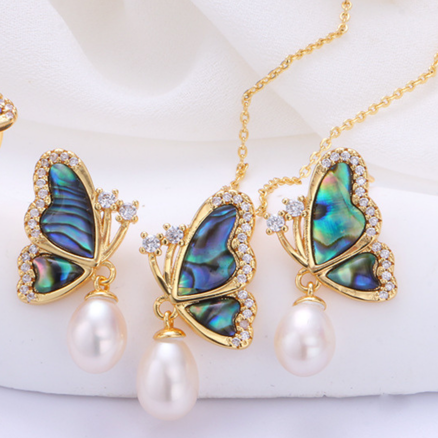 Butterfly Pearl Drop Jewelry Set