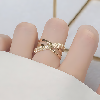 Everyday Criss-Cross Zircon Ring