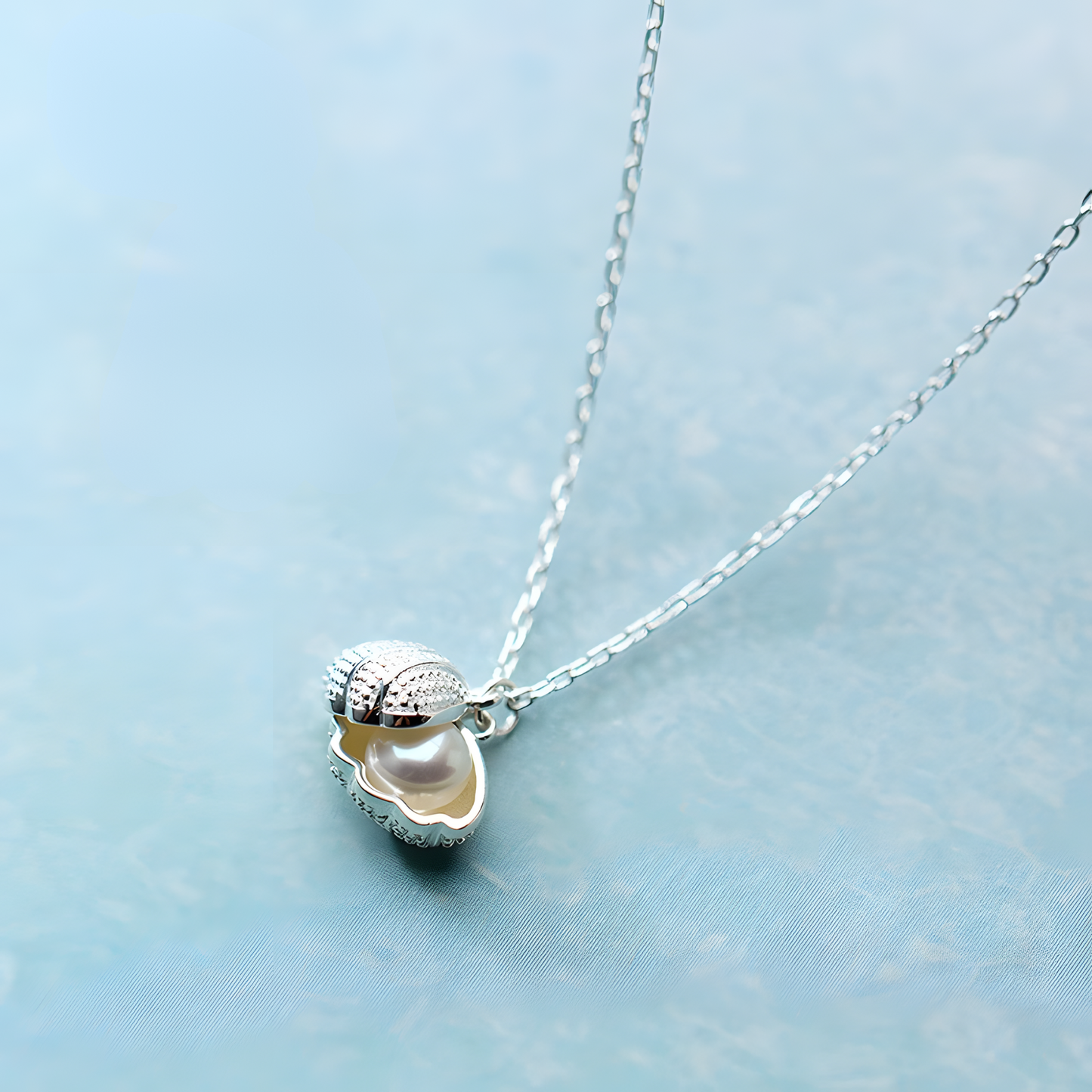 Elegant Seashell Pearl Necklace